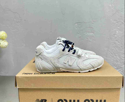 B8127270🔥情侣款👫MiuMiu缪缪 x New Balance NB530 休闲 运动鞋 35-45