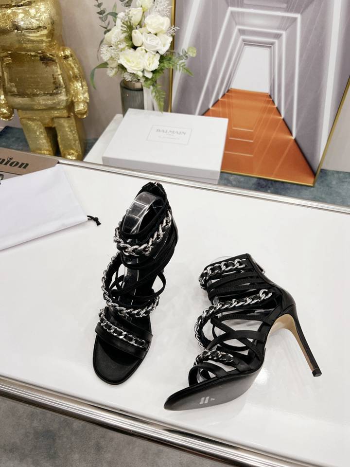 6727380 巴尔曼2022春夏最新款走秀款凉靴 码数：35-41 {41不予退换}