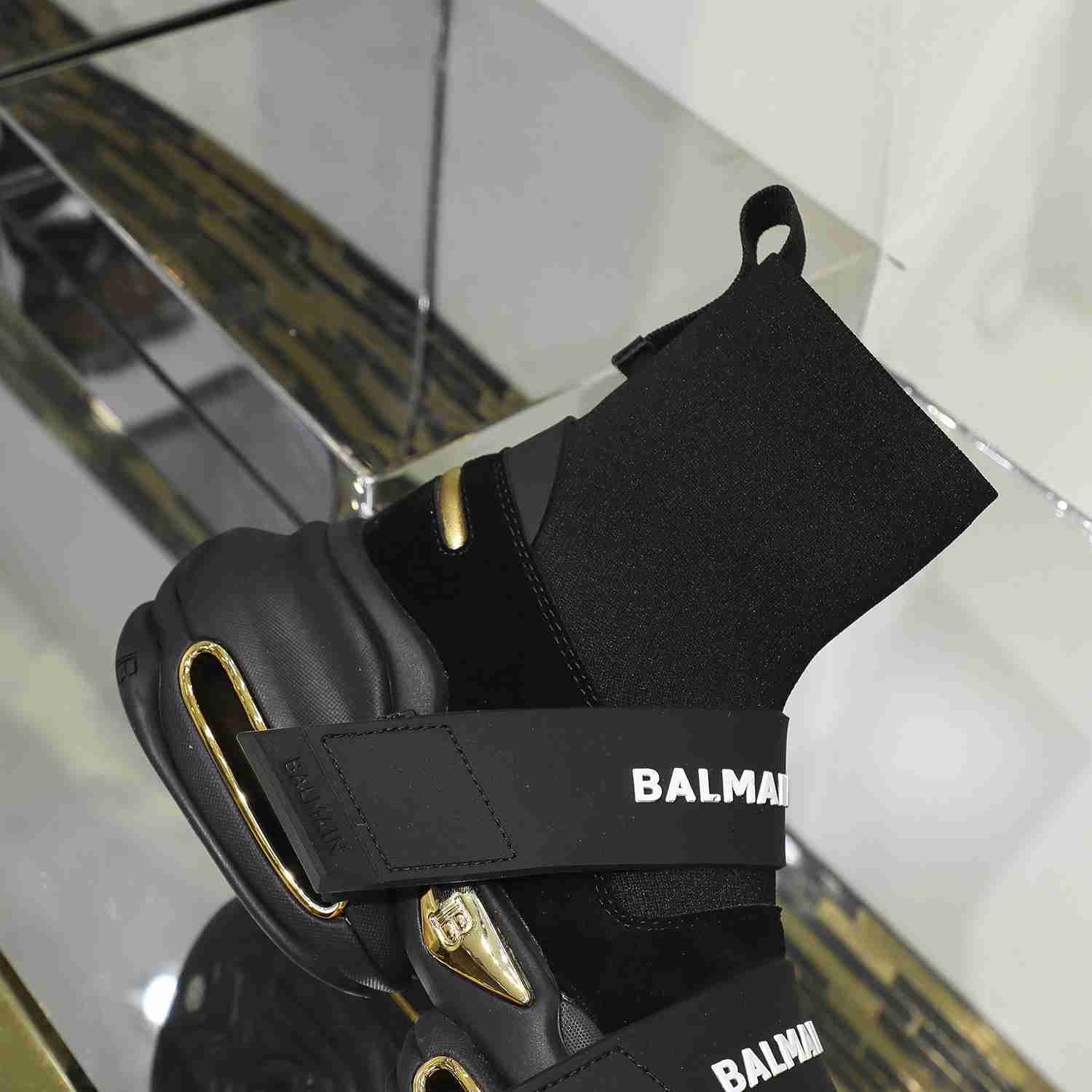 3335420 女男款巴尔曼袜子秋冬最新款走秀款老爹鞋 女码35—41 男码39—45