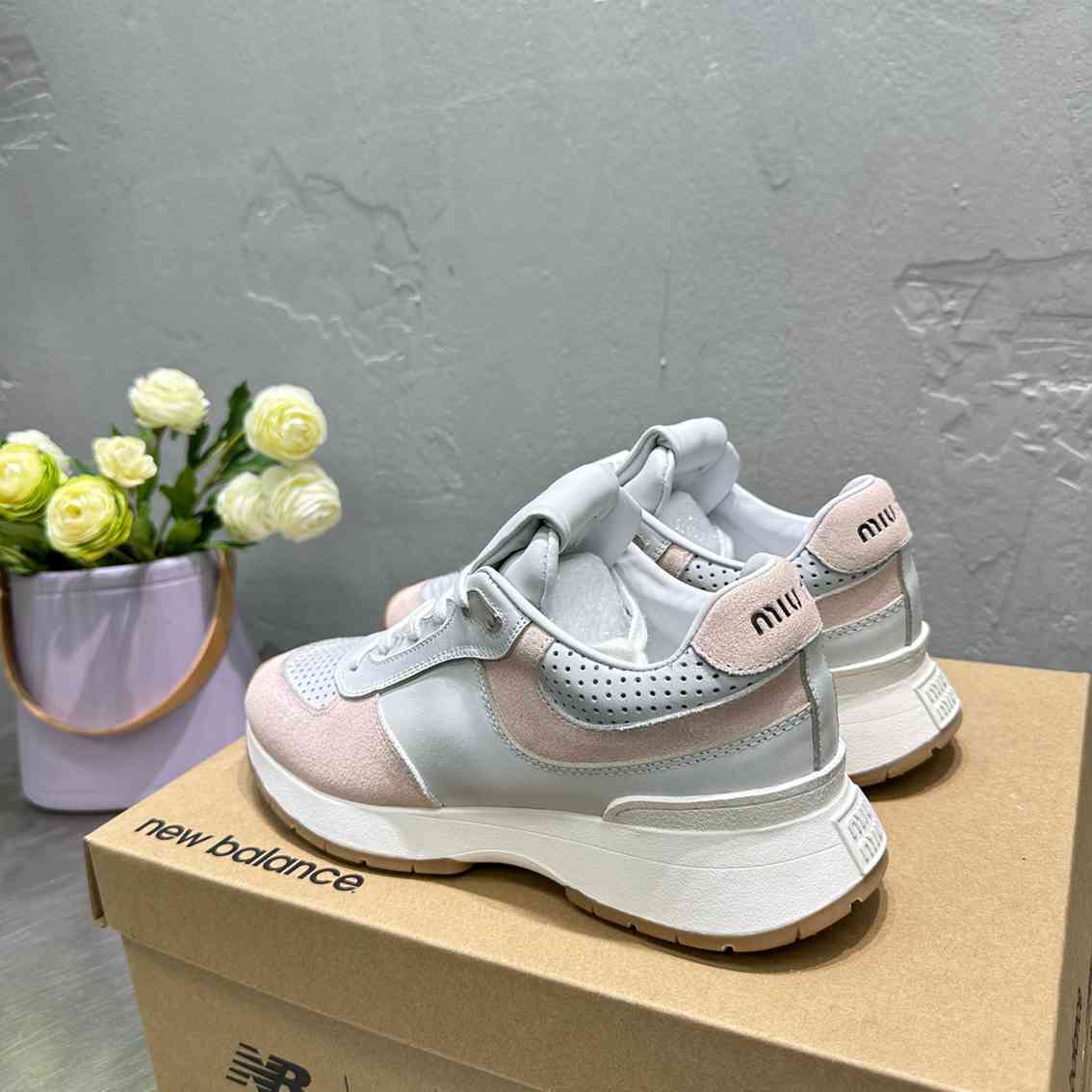 B8127270 🔥 缪缪💥爆款 漂白 做旧 复古小脏鞋 35-40