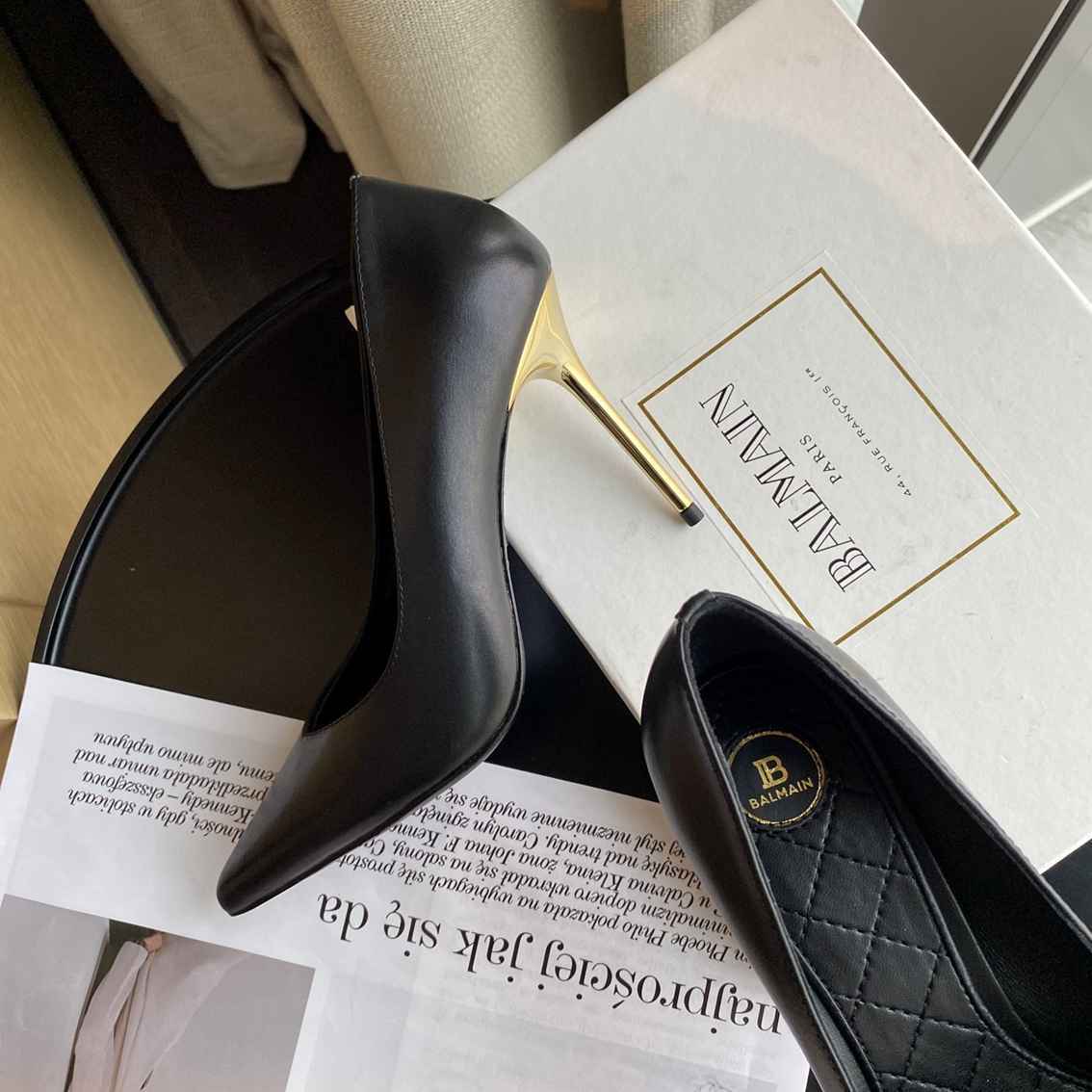 B8103320皮面 针织）（钻鞋550380）时尚尖头满钻针织单鞋 码数：35-39（40 41 42定做不退换） 跟高：9.5cm