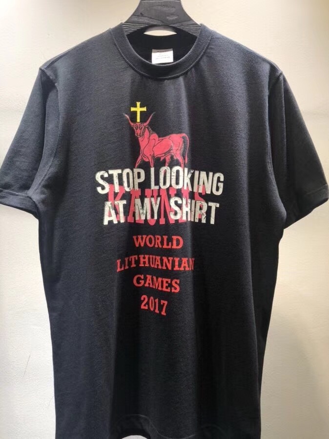 SOLD OUT VETEMENTS 立陶宛比赛限定 红牛十字架