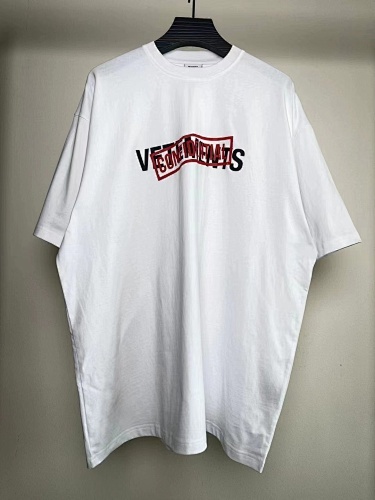 SOLD OUT VETEMENTS CONFIDENTIAL Tee