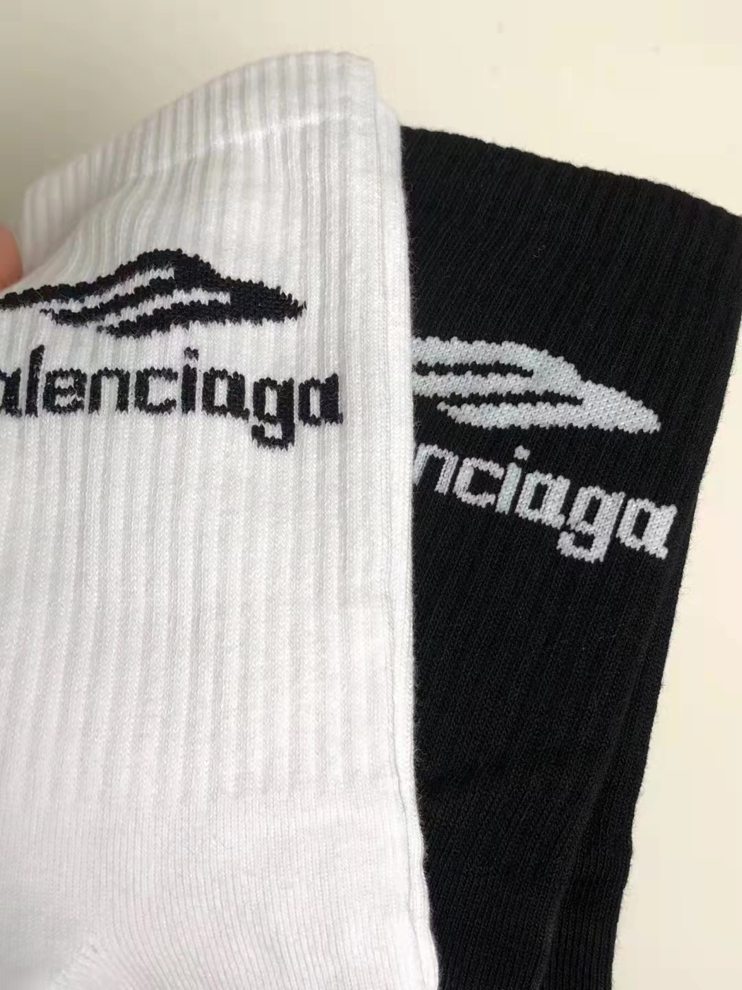 SOLD OUT Balenciag New Logo Socks 2in1