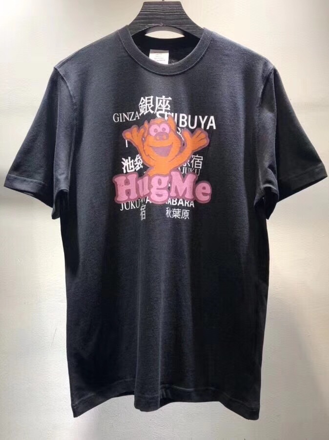 SOLD OUT VETEMENTS HUG ME