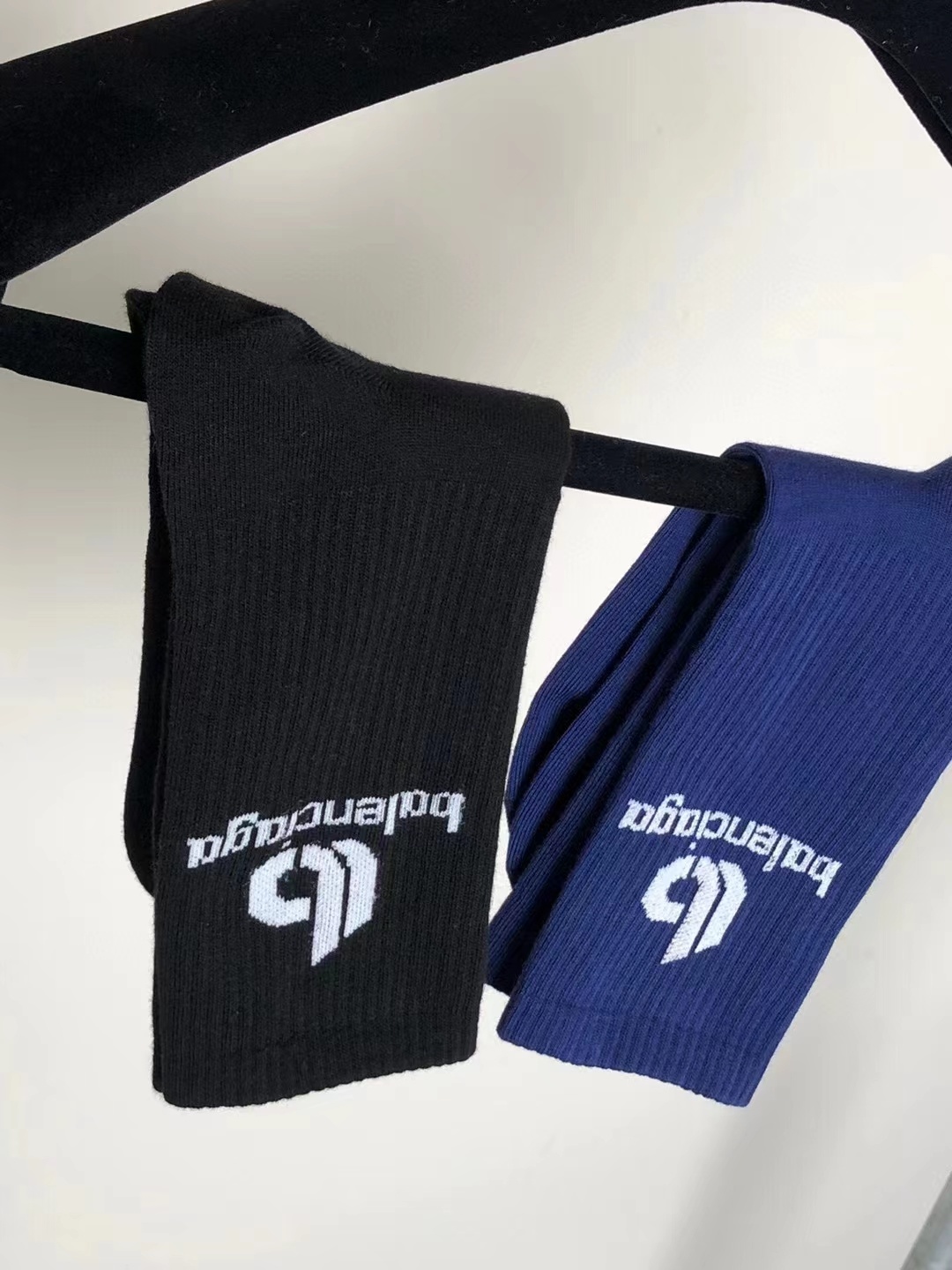SOLD OUT Balenciag Logo Socks 2in1