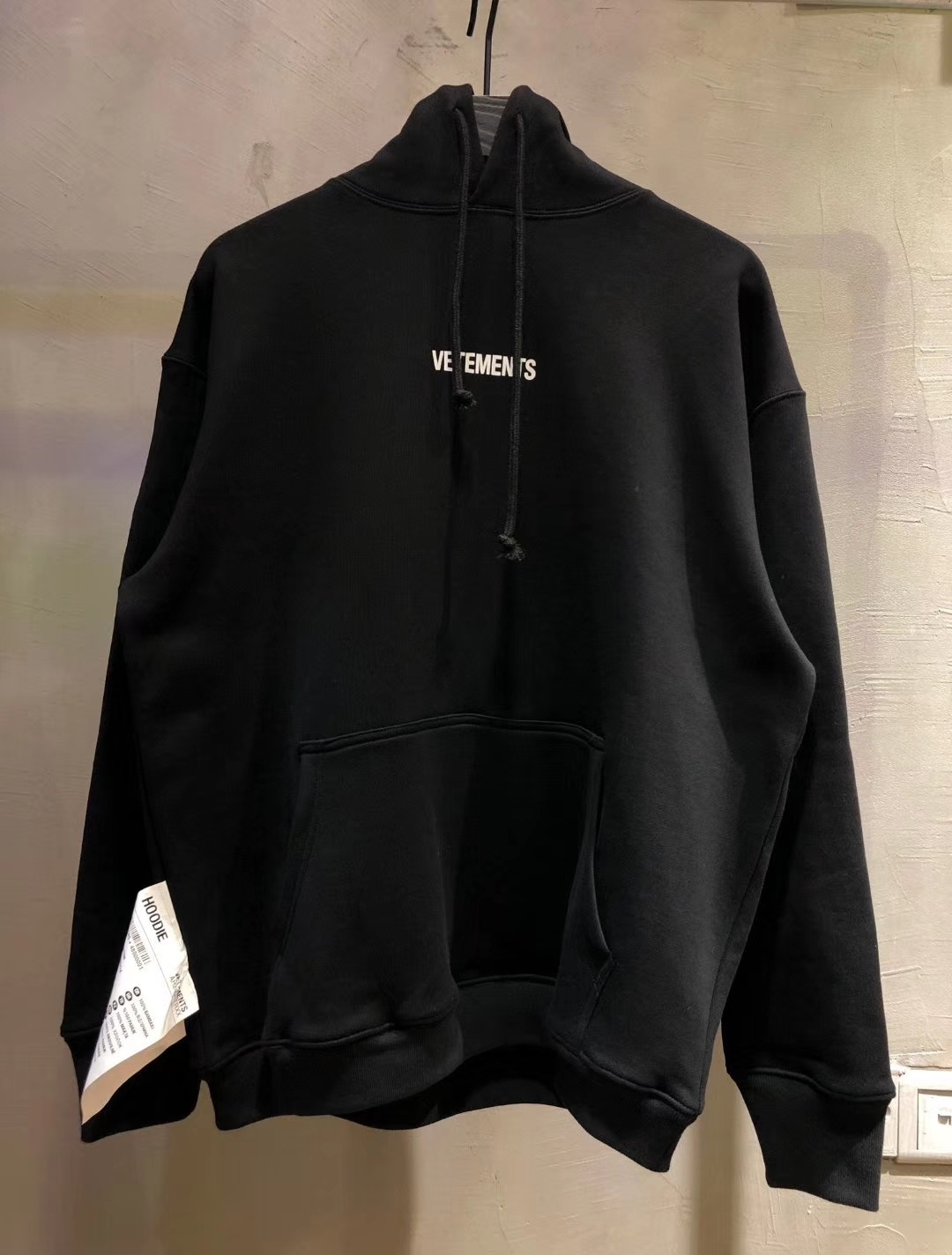 SOLD OUT VETEMENTS 2020 HOODIE