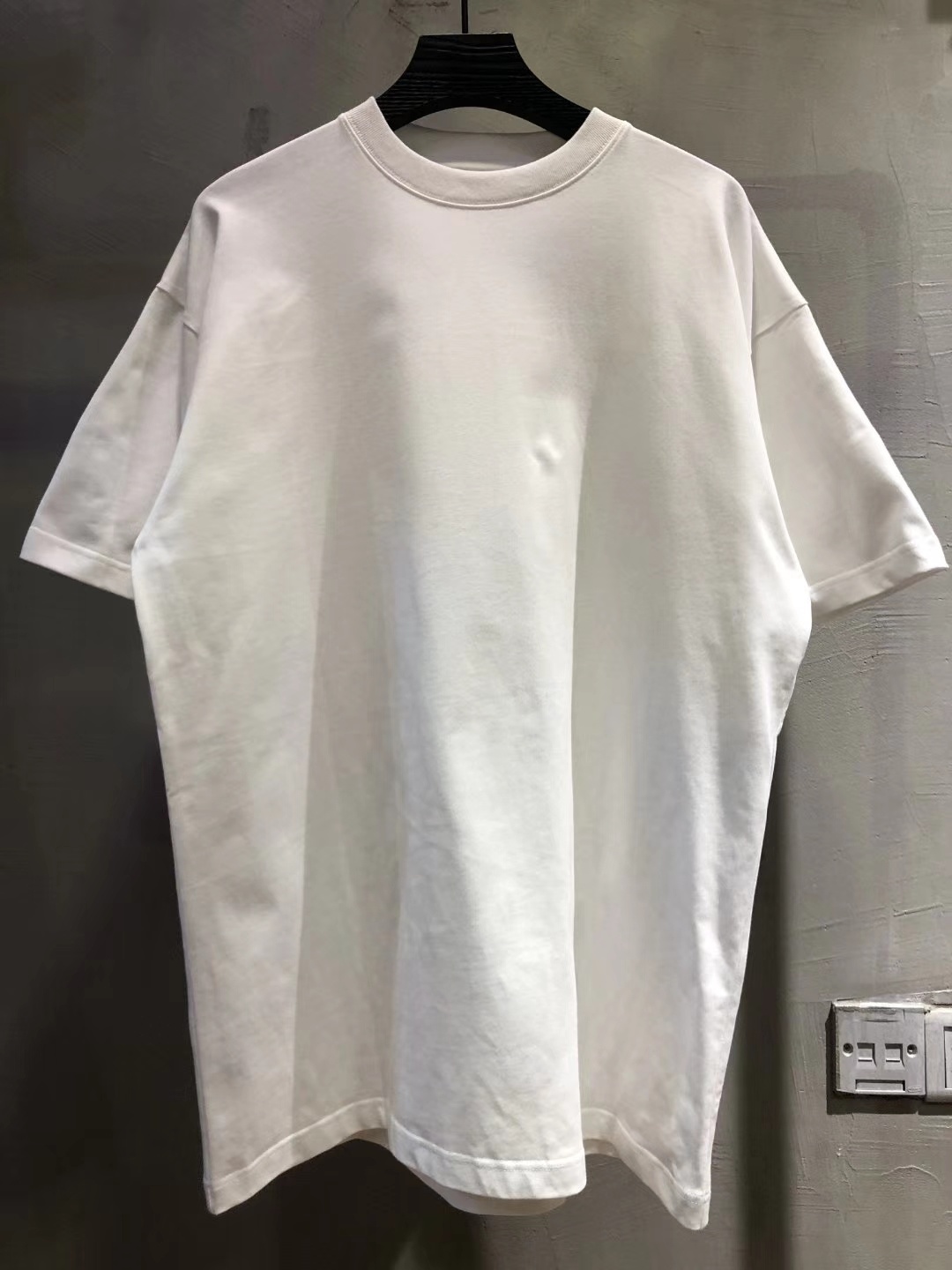 SOLD OUT VETEMENTS AH2020