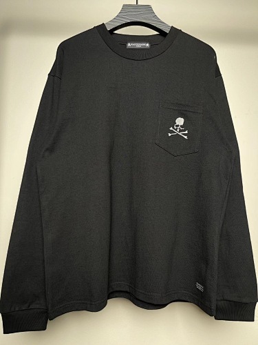 Mastermind JAPANLONG SLEEVE SKULL POCKET TEE