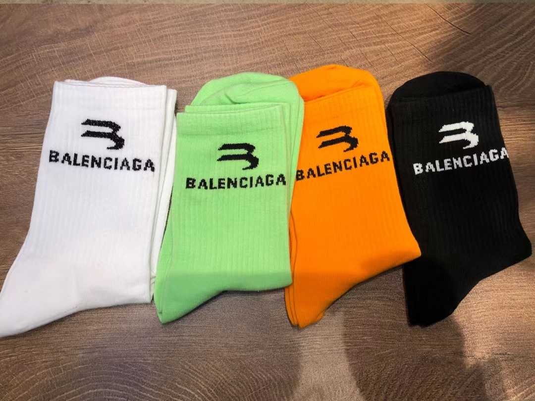 SOLD OUT Balenciag Luminous Socks
