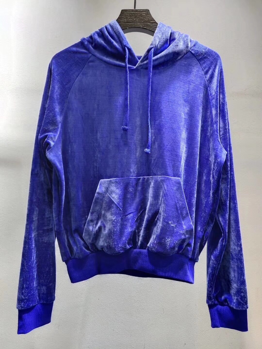 SOLD OUT VETEMENTS 蓝色天鹅绒水钻卫衣