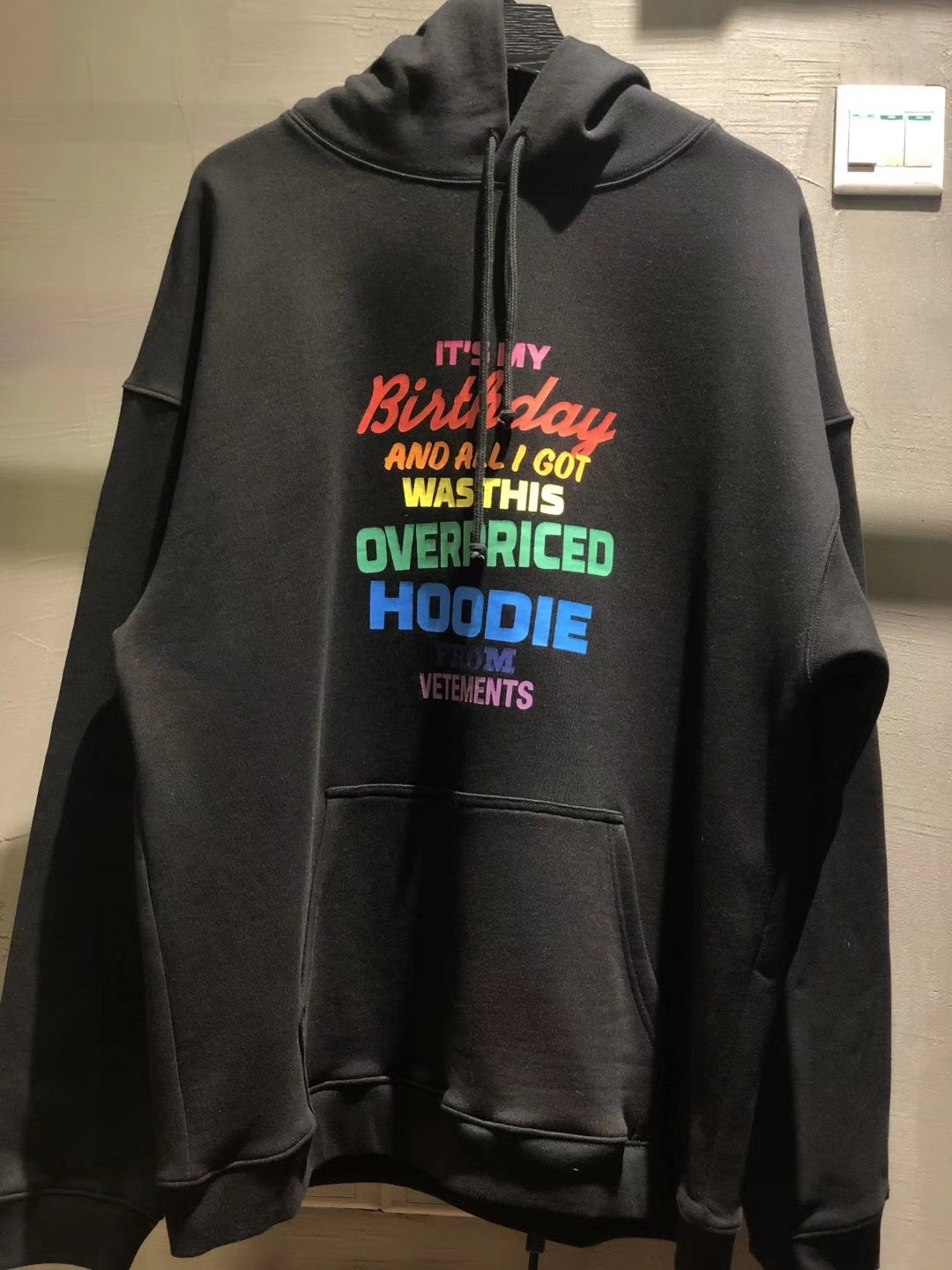 SOLD OUT VETEMENTS ITS MY BIRTHDAY