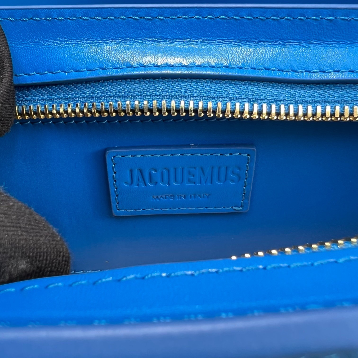 JACQUEMUS 186
