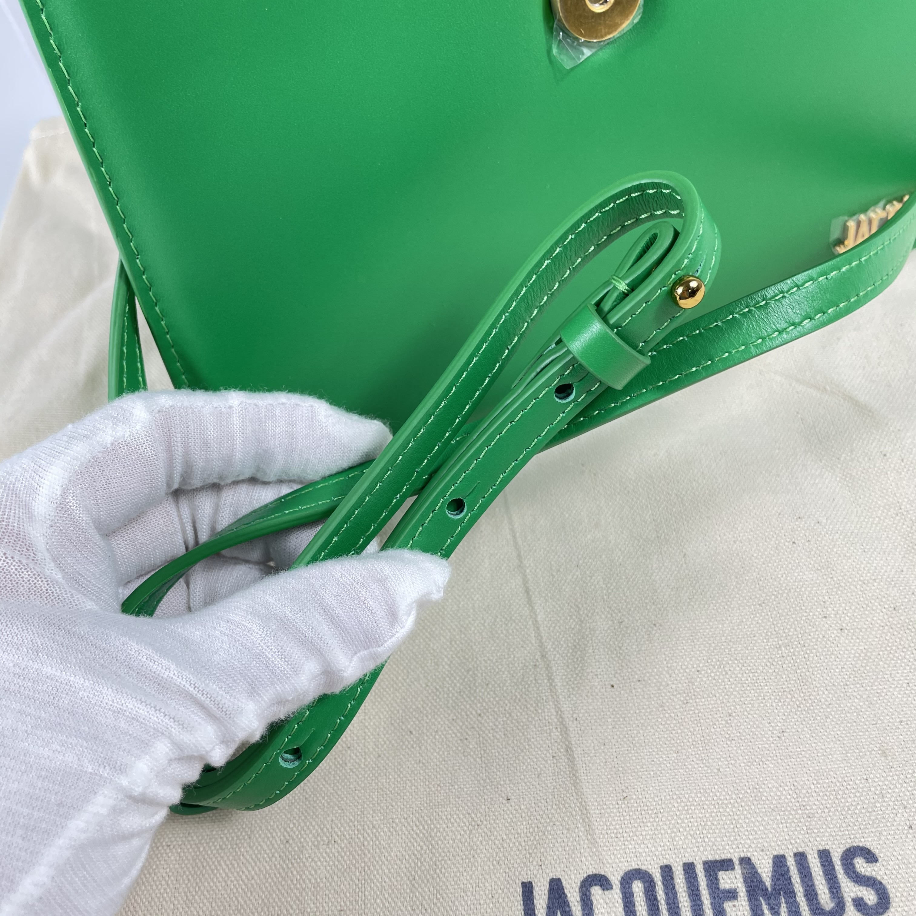 JACQUEMUS 224