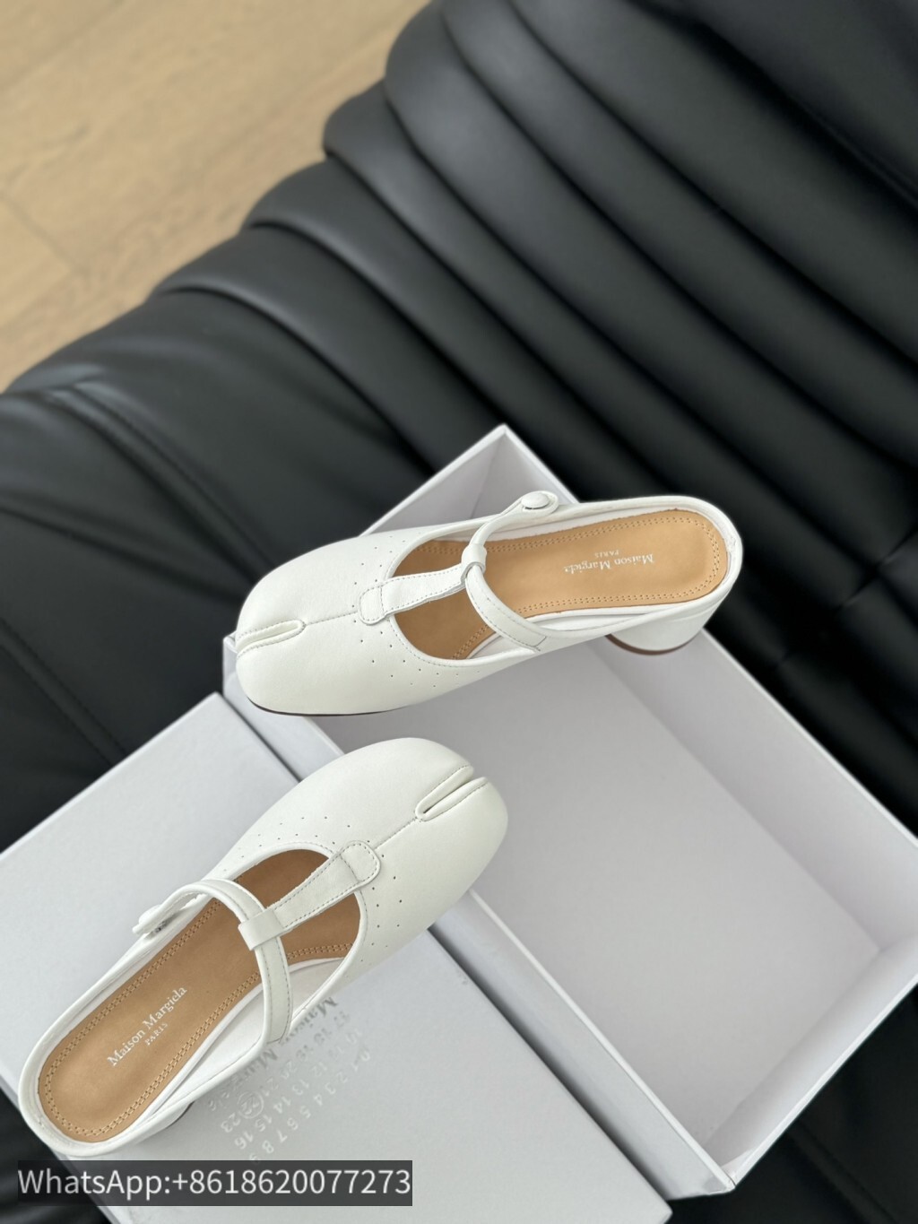 Maison Margiela MM6 Tabi Woman Split toe shoes