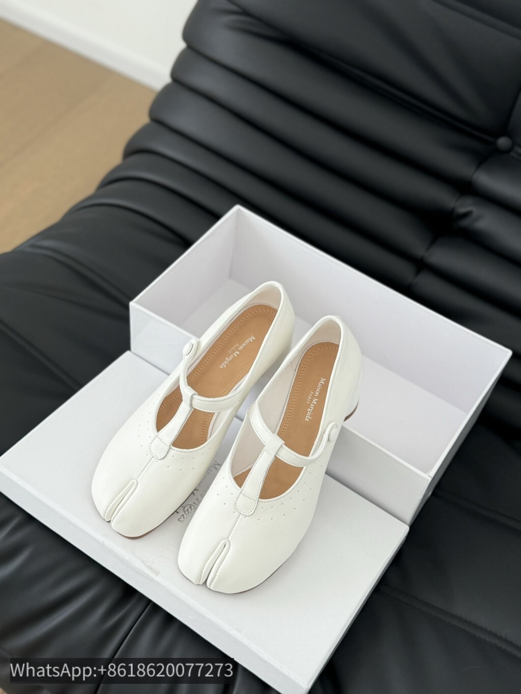 Maison Margiela MM6 Tabi Woman Split toe shoes