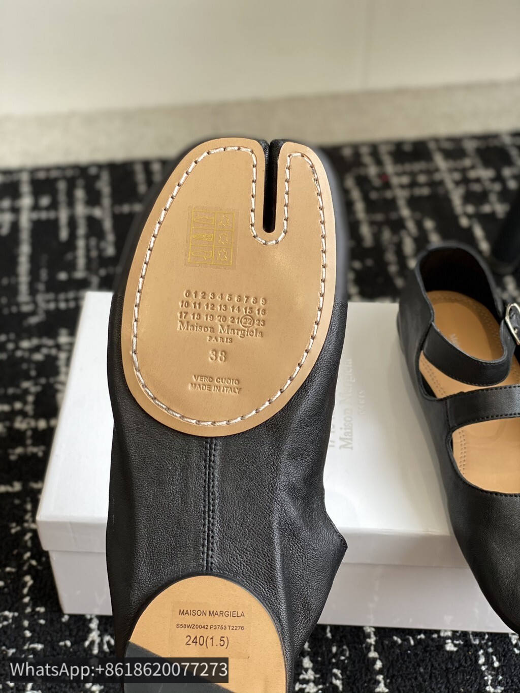 Maison Margiela MM6 Tabi Woman Split toe shoes