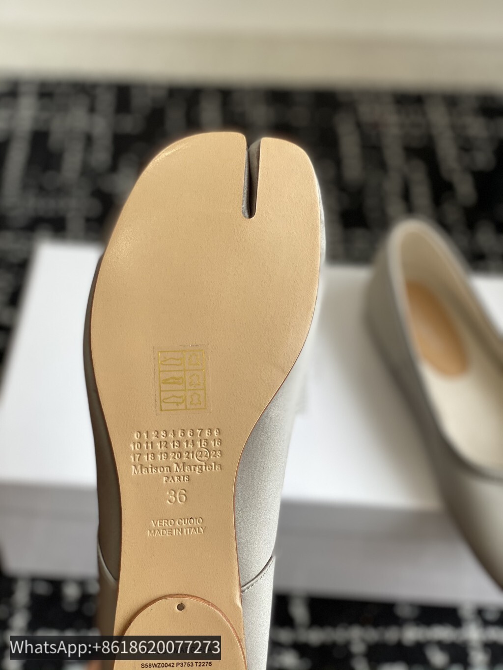 Maison Margiela MM6 Tabi Woman Split toe shoes