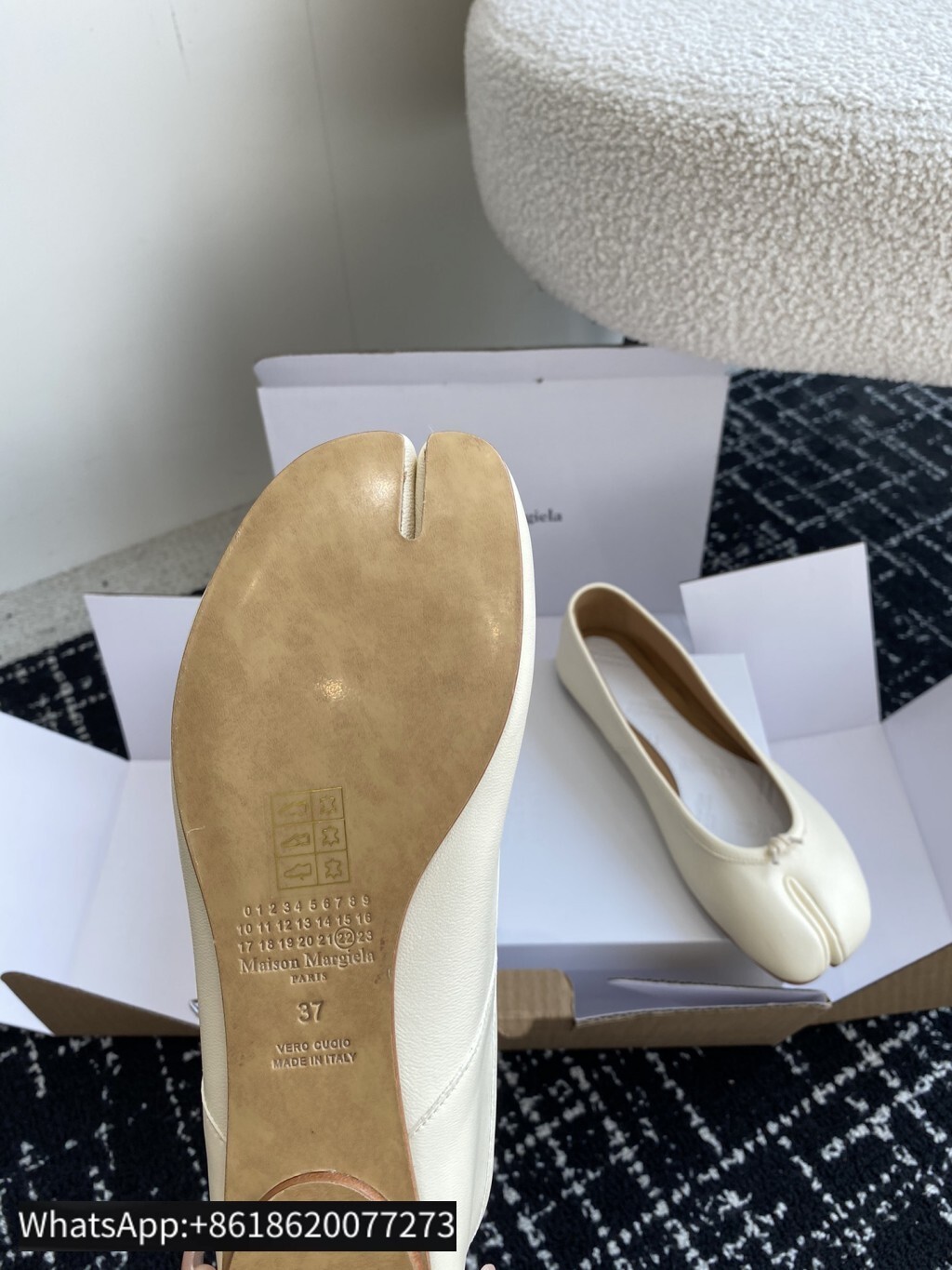 Maison Margiela MM6 Tabi Woman Split toe shoes