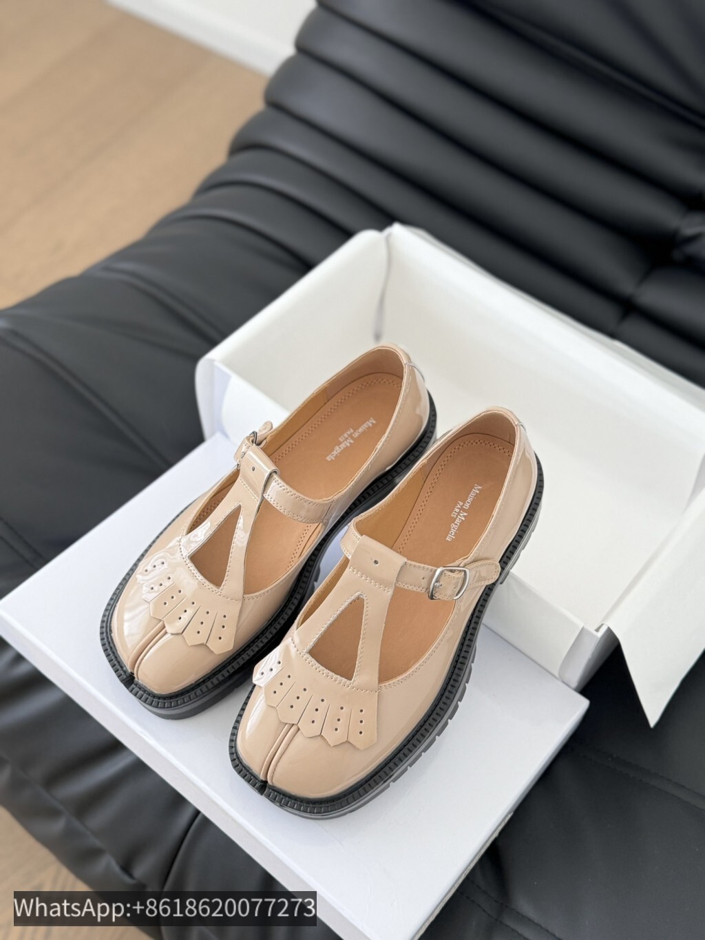 Maison Margiela MM6 Tabi Woman Split toe shoes