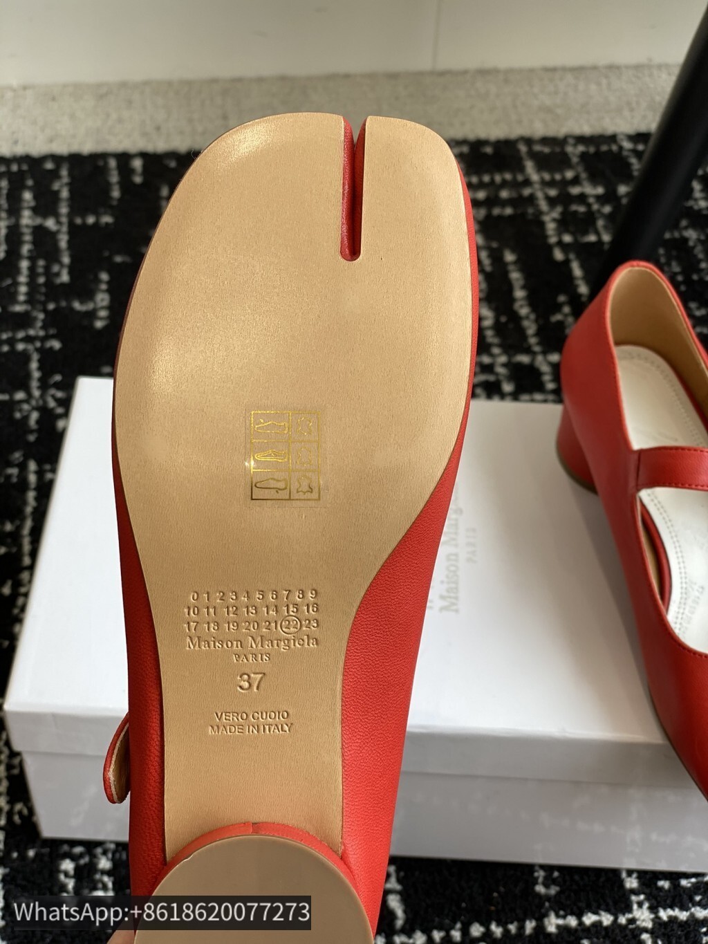 Maison Margiela MM6 Tabi Woman Split toe shoes