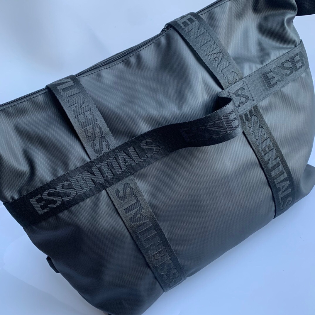 FOG285 FOG Essentials Bag