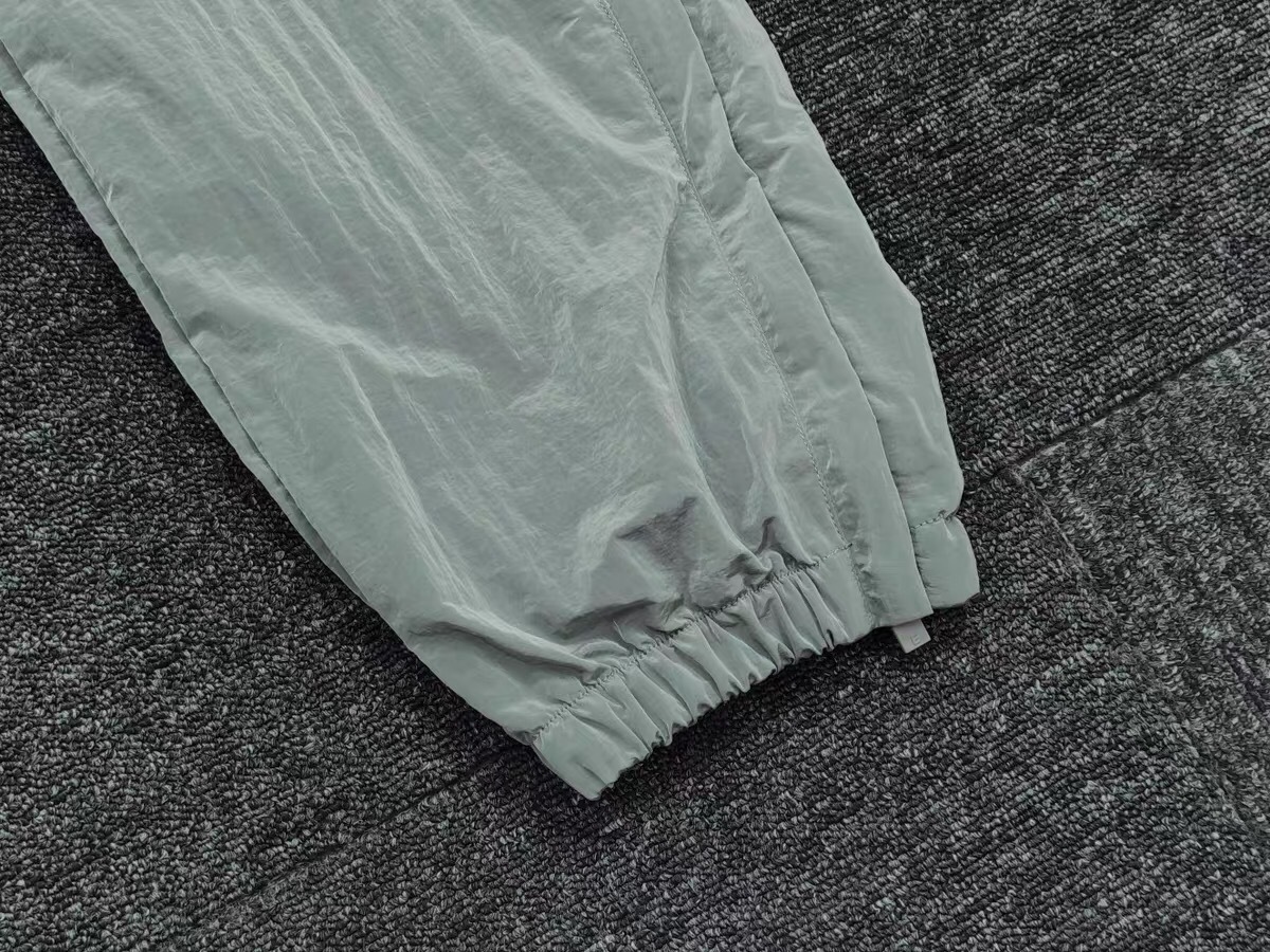 FOG375 GX FOG Essentials Metallic Nylon Pants